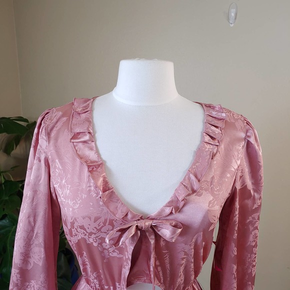 Speechless- Mauve Satin with floral print  Size M - Picture 4 of 6
